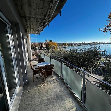 Front Lake Apartment Bardolino Bagian luar foto