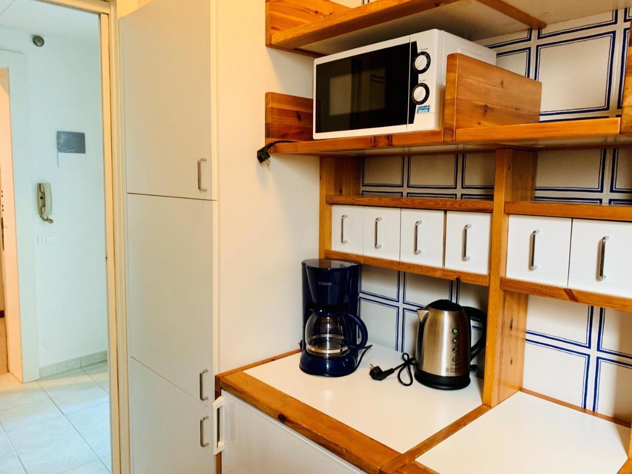 Front Lake Apartment Bardolino Bagian luar foto